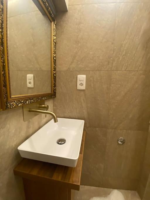 Appartement Diokletian'S Golden Nest à Split Extérieur photo