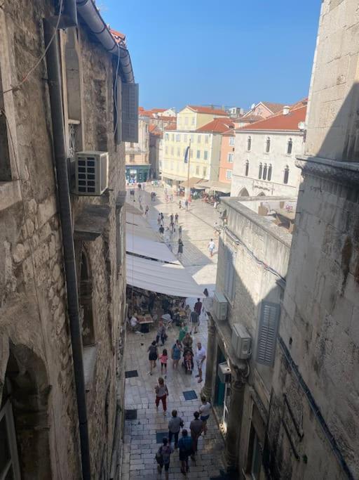 Appartement Diokletian'S Golden Nest à Split Extérieur photo